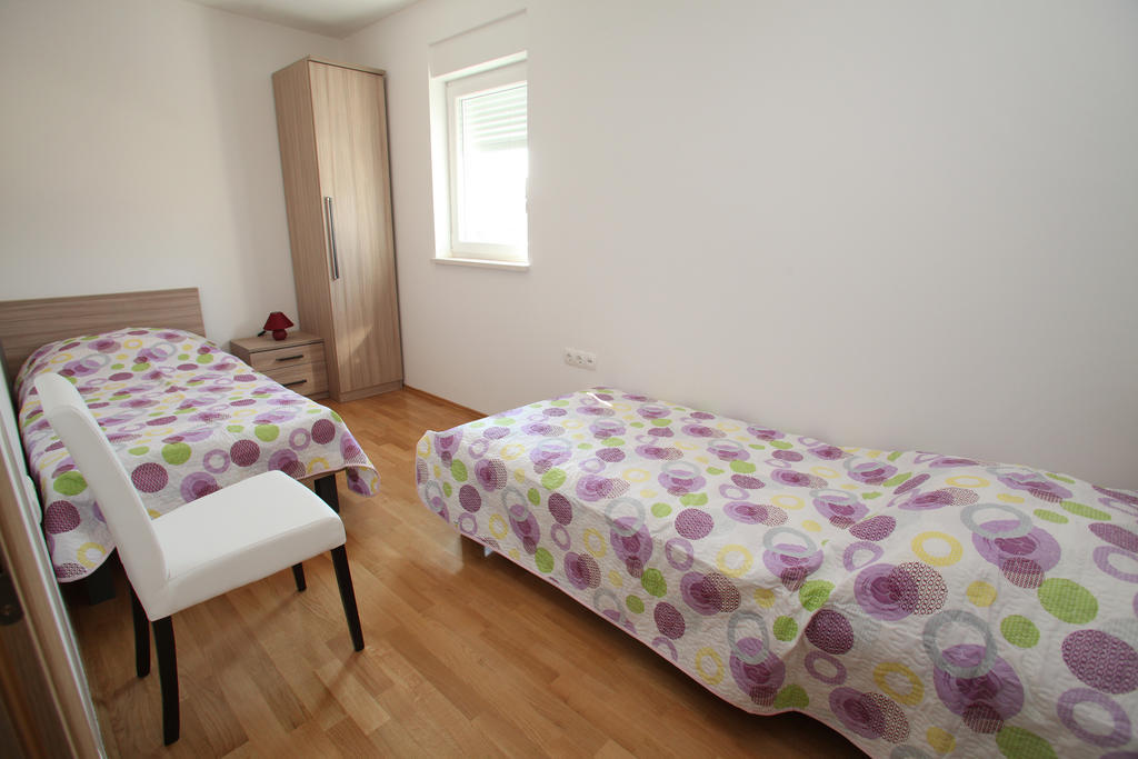 Villa Iris Apartments Seget Vranjica Exterior foto